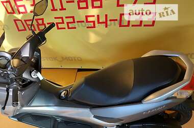 Максі-скутер Yamaha NMax 2017 в Первомайську