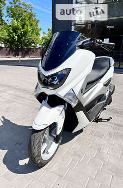 Максі-скутер Yamaha NMax 2016 в Житомирі