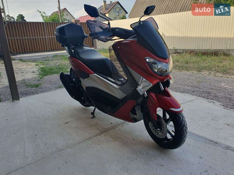 Скутер Yamaha NMax 2017 в Вышгороде
