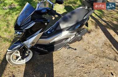Скутер Yamaha NMax 2015 в 