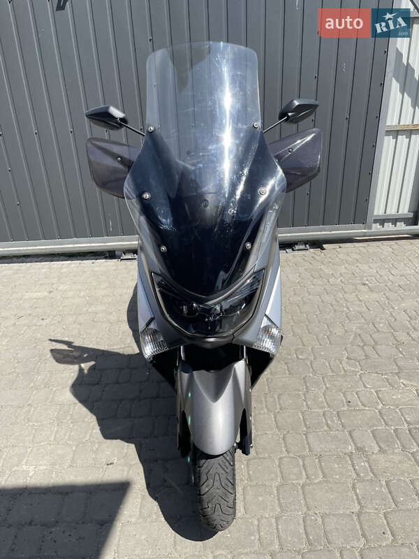 Макси-скутер Yamaha NMax 2017 в Березному