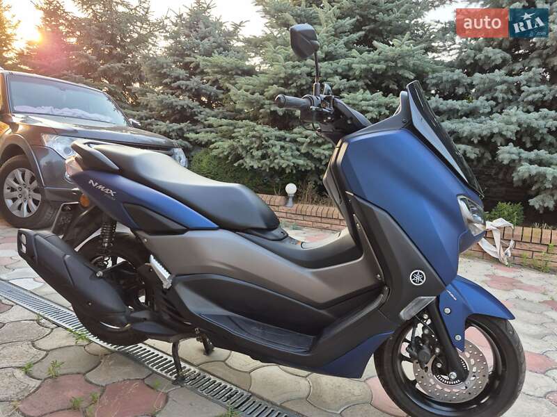 Макси-скутер Yamaha NMax 2022 в Запорожье