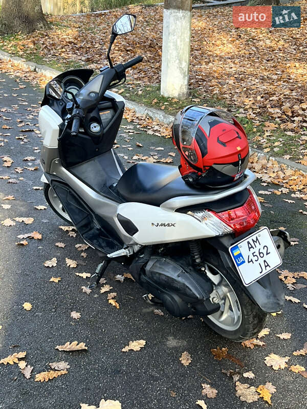 Максі-скутер Yamaha NMax 2016 в Малині фото 14 Максі-скутер Yamaha NMax 2016 в Малині