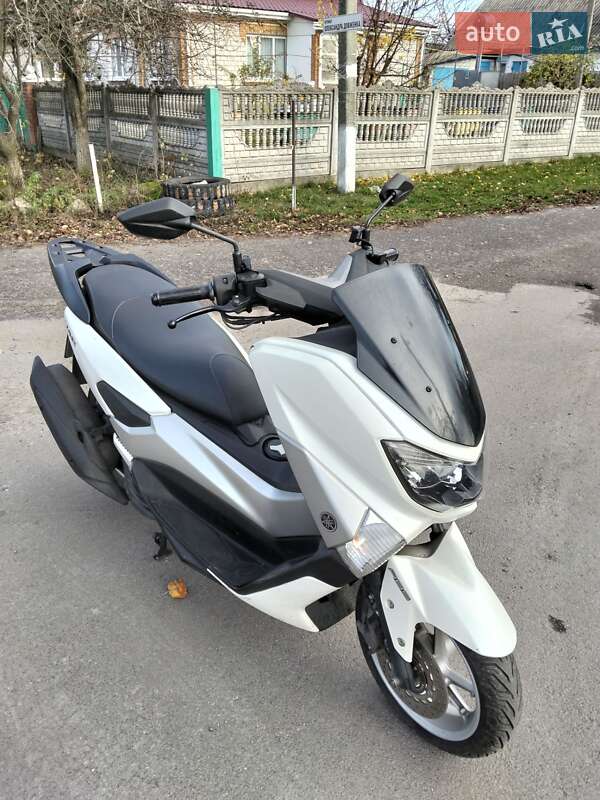 Yamaha NMax 2017
