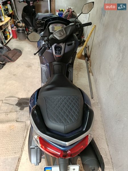 Макси-скутер Yamaha NMax 2024 в Первомайске