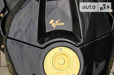 Спортбайк Yamaha R1 2014 в 