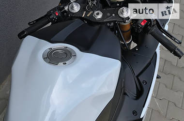 Спортбайк Yamaha R1 2014 в 