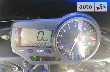 Мотоцикл Спорт-туризм Yamaha R1 2000 в 