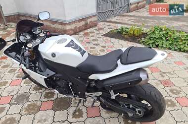 Спортбайк Yamaha R1 2011 в Сумах