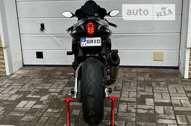 Спортбайк Yamaha R1 2017 в 