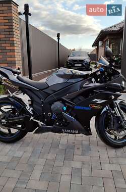Спортбайк Yamaha R1 2007 в 