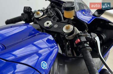 Спортбайк Yamaha R1 2004 в 