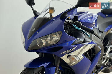 Спортбайк Yamaha R1 2004 в 