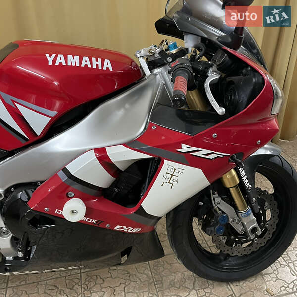 Спортбайк Yamaha R1 2001 в Гнедине