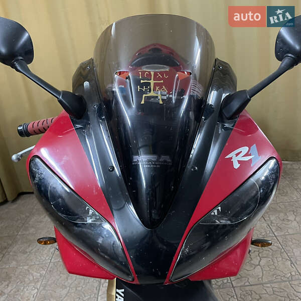 Спортбайк Yamaha R1 2001 в Гнедине