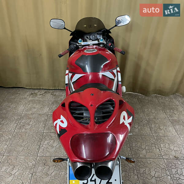 Спортбайк Yamaha R1 2001 в Гнедине