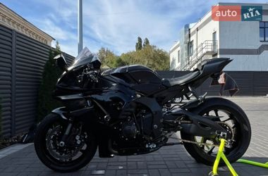 Спортбайк Yamaha R1 2021 в Черкассах