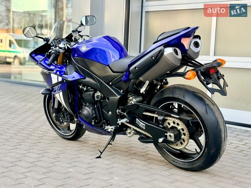 Спортбайк Yamaha R1 2012 в Ровно