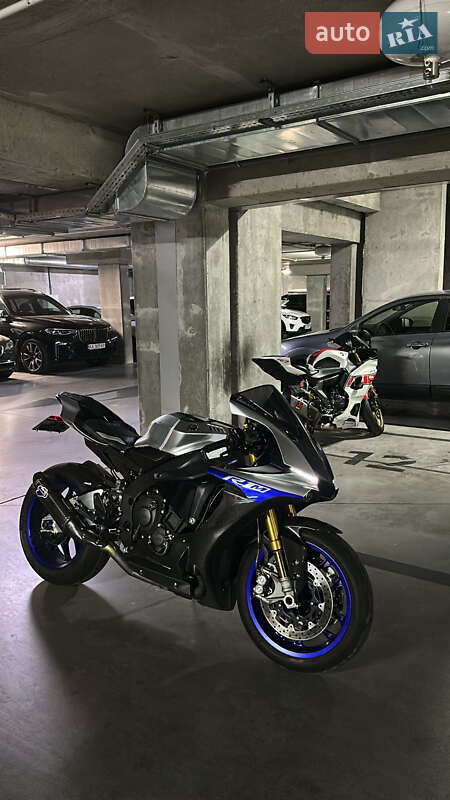 Спортбайк Yamaha R1M 2018 в Киеве