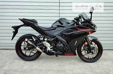 Спортбайк Yamaha R3 2015 в 