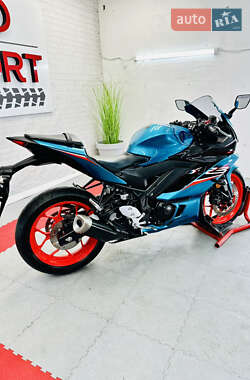 Спортбайк Yamaha R3 2019 в 