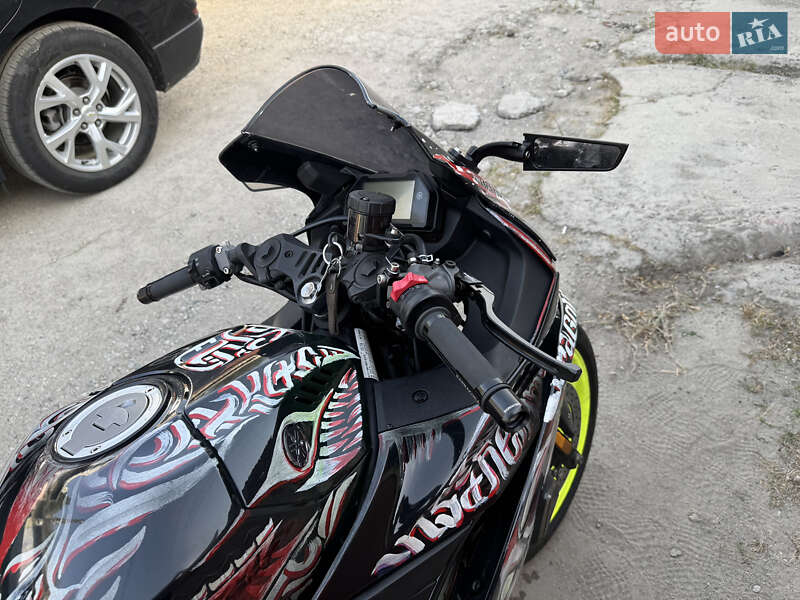 Спортбайк Yamaha R3 2018 в Запоріжжі