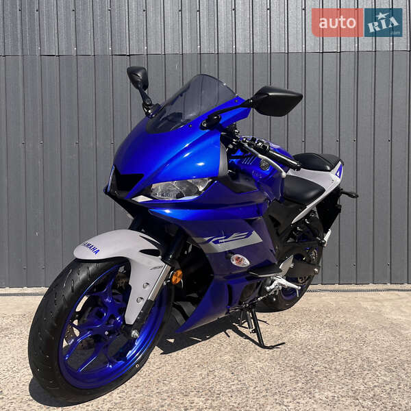 Спортбайк Yamaha R3 2021 в Марганце