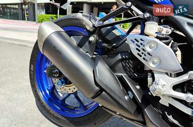 Мотоцикл Супермото (Motard) Yamaha R3 2016 в 