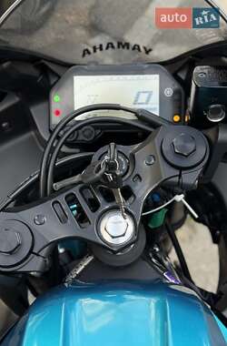 Спортбайк Yamaha R3 2021 в 