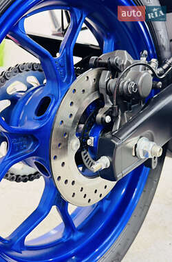Спортбайк Yamaha R3 2019 в 