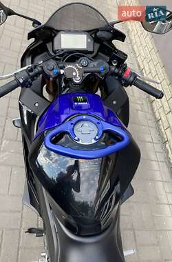 Спортбайк Yamaha R3 2019 в 
