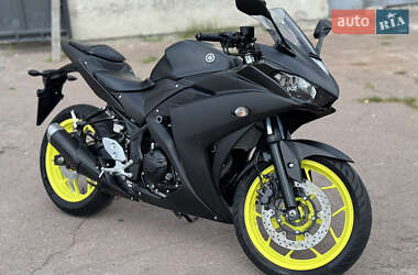 Мотоцикл Без обтікачів (Naked bike) Yamaha R3 2018 в Сновську