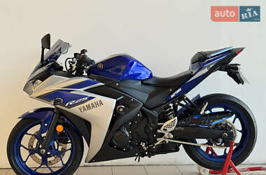 Спортбайк Yamaha R3 2016 в 