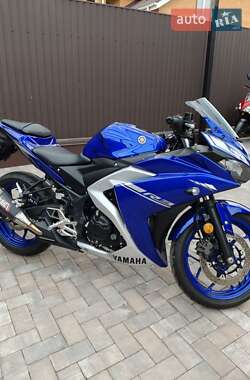 Спортбайк Yamaha R3 2017 в 