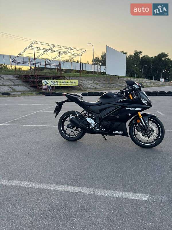 Спортбайк Yamaha R3 2018 в Киеве