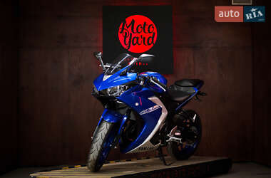 Спортбайк Yamaha R3 2017 в 