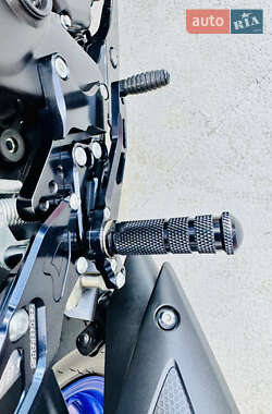 Спортбайк Yamaha R3 2019 в 