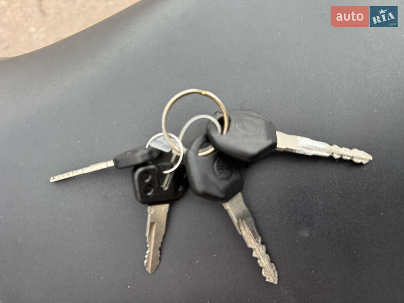 Мотоцикл Без обтікачів (Naked bike) Yamaha R3 2018 в Сновську фото 18 Мотоцикл Без обтікачів (Naked bike) Yamaha R3 2018 в Сновську