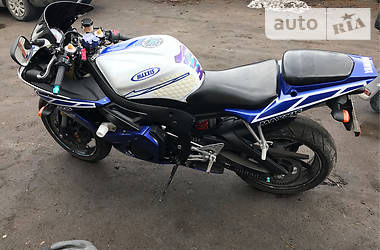 Спортбайк Yamaha R6 2005 в Кам'янському