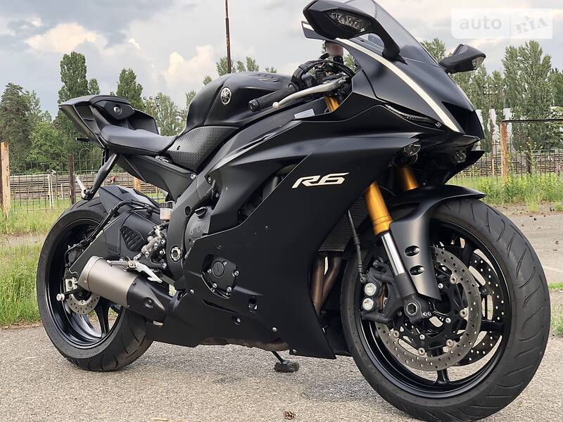 Спортбайк Yamaha R6 2018 в 