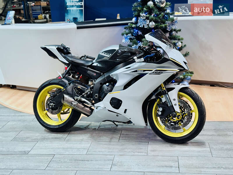 Спортбайк Yamaha R6 2017 в Рівному