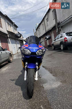 Спортбайк Yamaha R6 2002 в Киеве