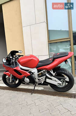 Спортбайк Yamaha R6 2002 в Киеве