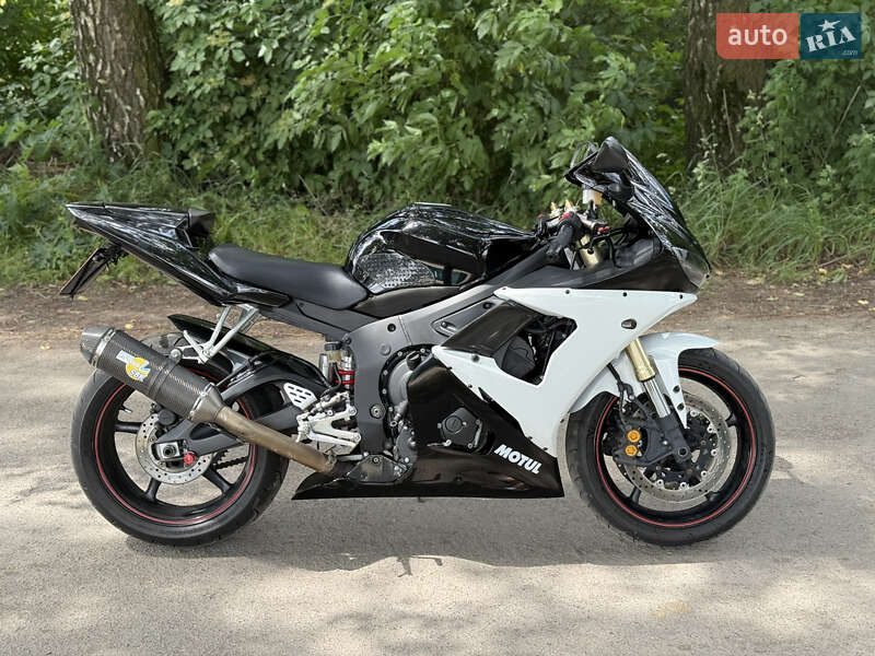 Спортбайк Yamaha R6 2007 в Дубно