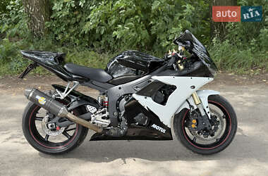 Спортбайк Yamaha R6 2007 в 