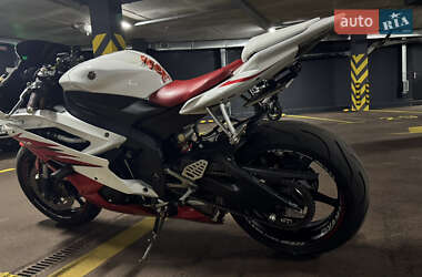 Спортбайк Yamaha R6 2007 в 