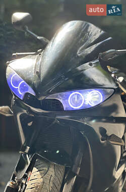 Спортбайк Yamaha R6 2005 в 