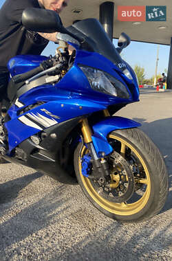 Спортбайк Yamaha R6 2006 в 