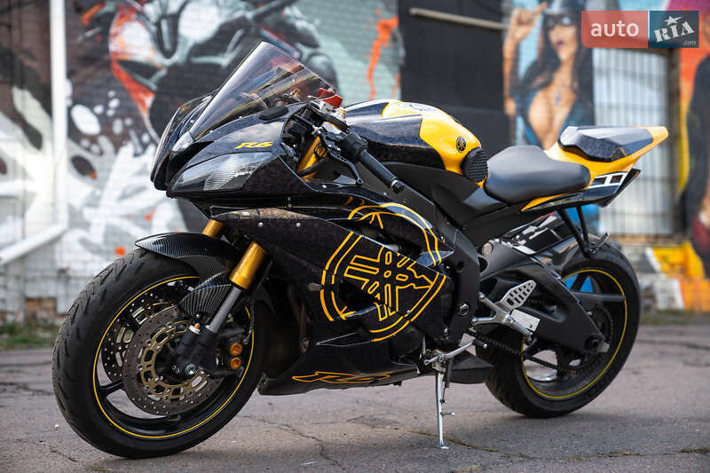 Спортбайк Yamaha R6 2006 в Киеве