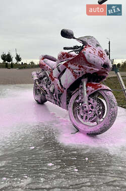 Спортбайк Yamaha R6 2002 в 